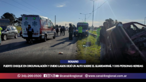 ROSARIO: FUERTE CHOQUE EN CIRCUNVALACIÓN Y OVIDIO LAGOS DEJÓ UN AUTO SOBRE EL GUARDARRAÍL Y DOS PERSONAS HERIDAS