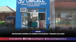 DESTROZARON VIDRIERA DE COMERCIO ROLDANENSE Y ROBARON CELULARES