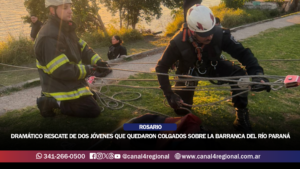 ROSARIO: DRAMÁTICO RESCATE DE DOS JÓVENES QUE QUEDARON COLGADOS DE UNA RAMA SOBRE LA BARRANCA DEL RÍO PARANÁ