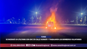 FUNES: SE INCENDIÓ UN UTILITARIO CON GNC EN CALLE HUMAITÁ Y TRABAJARON LOS BOMBEROS VOLUNTARIOS